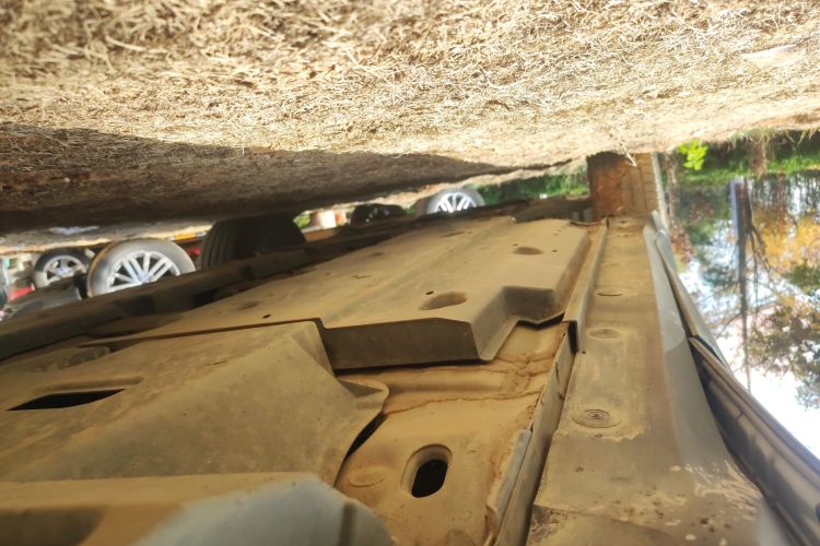 丰田C-HR 2018款 2.0L 领先天窗版 国V局部细节9002