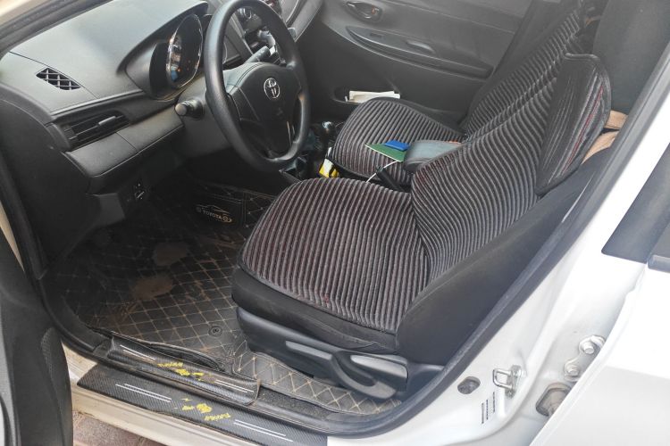 丰田 威驰 2019款 1.5L 手动创行版中控内饰19