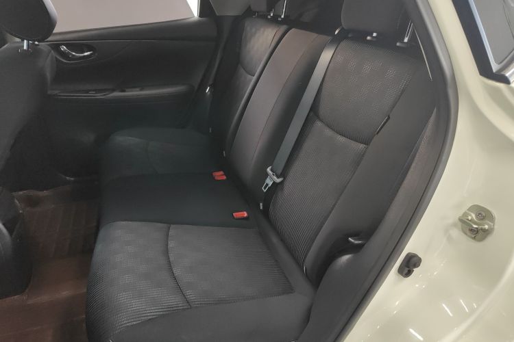 日产 骐达TIIDA 2021款 1.6L CVT酷动版中控内饰21