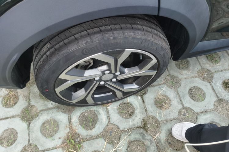 领克06 2023款 Remix 1.5T Hero车身外观56