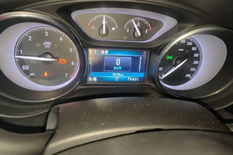 别克 昂科威 2021款 532T 两驱领先型中控内饰15