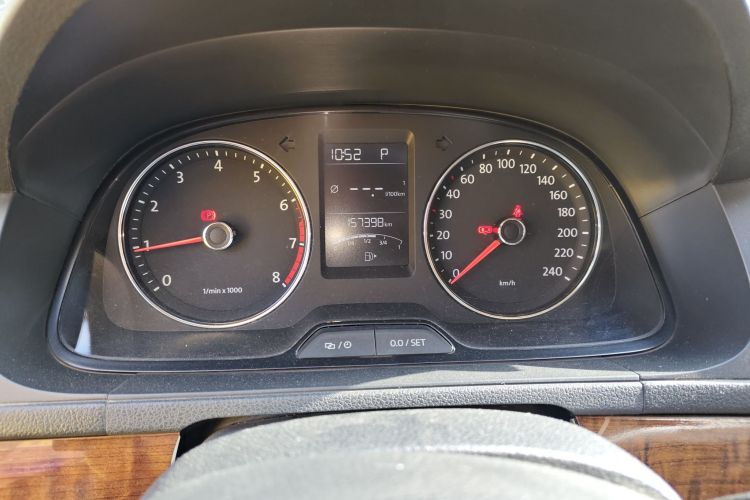 大众 朗逸 2013款 改款经典 1.6L 自动舒适版中控内饰14