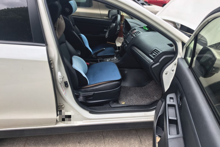 斯巴鲁XV 2014款 2.0i 豪华版局部细节9005