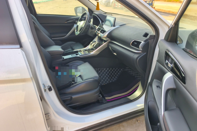 三菱 奕歌 2018款 1.5T CVT两驱梦想版局部细节9005