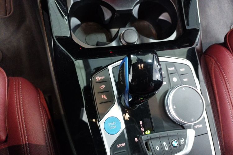 宝马iX3 2022款 创领型局部细节18