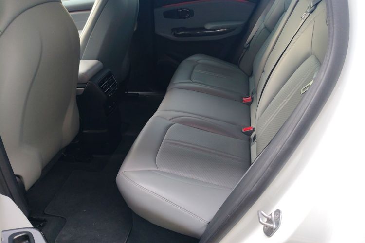 蔚来ES6 2020款 455KM 运动版中控内饰21