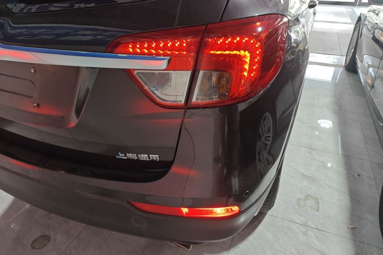 别克 昂科威 2016款 28T 四驱豪华型车身外观9