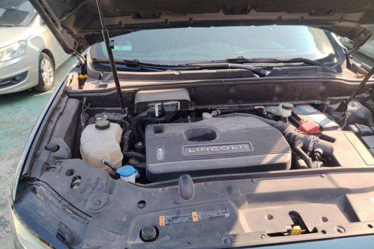 林肯 航海家(进口) 2019款 2.0T 四驱尊雅版 国VI局部细节9006