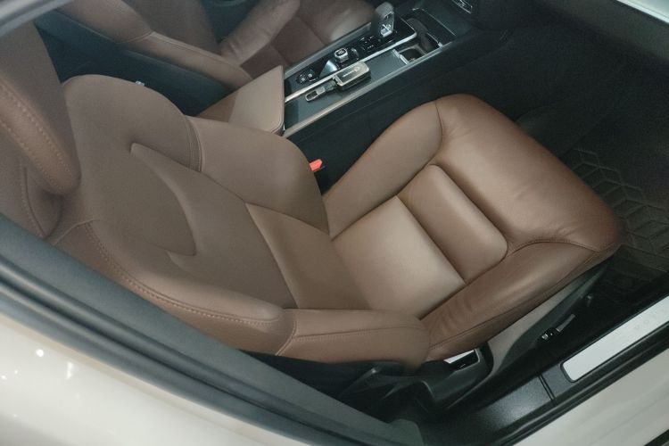 沃尔沃S60 2025款 B4 智逸豪华版局部细节41