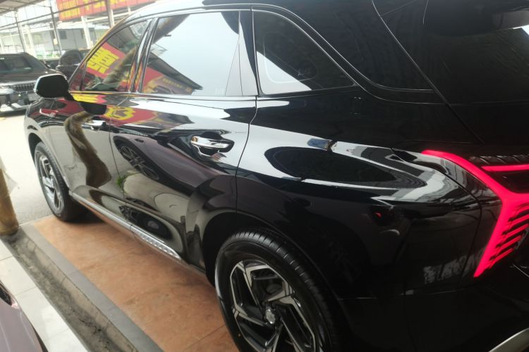 红旗HS3 2024款 1.5T 善为版车身外观6003