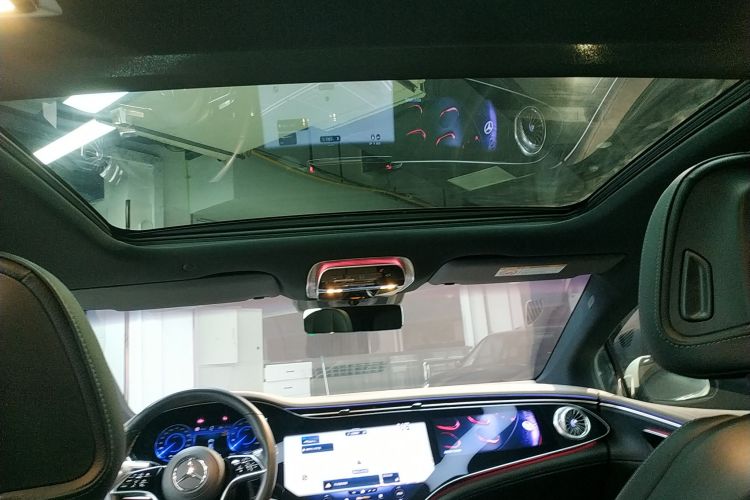 奔驰EQS 2022款 改款 450+ 先锋版局部细节22