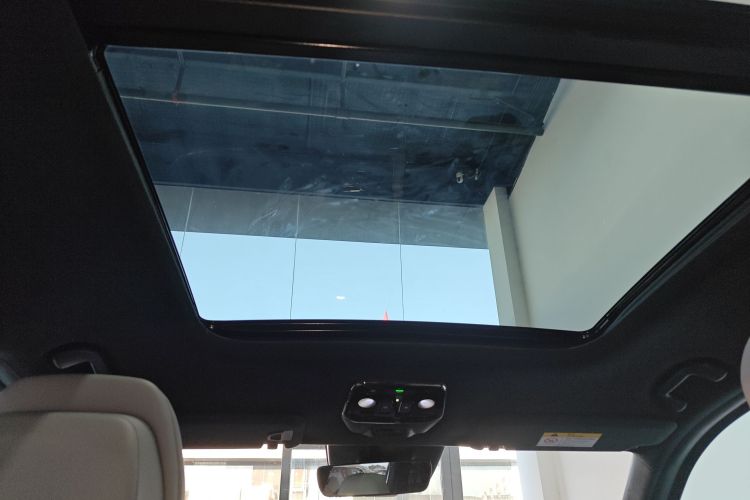 蔚来ES8 2020款 580KM 签名版 六座版中控内饰22