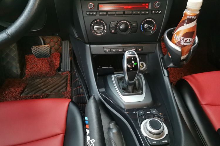 宝马X1 2015款 sDrive18i 时尚晋级版中控内饰18