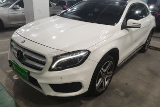 奔驰GLA 2015款 GLA 260 4MATIC 运动型