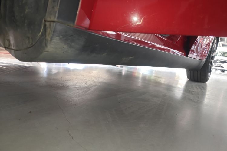 特斯拉 Model Y 2021款 长续航全轮驱动版局部细节9002