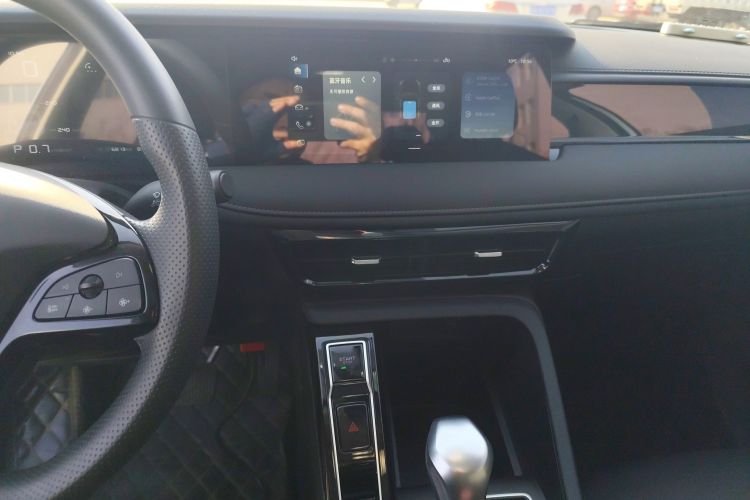 荣威i5 2026款 1.5L CVT豪华版中控内饰16