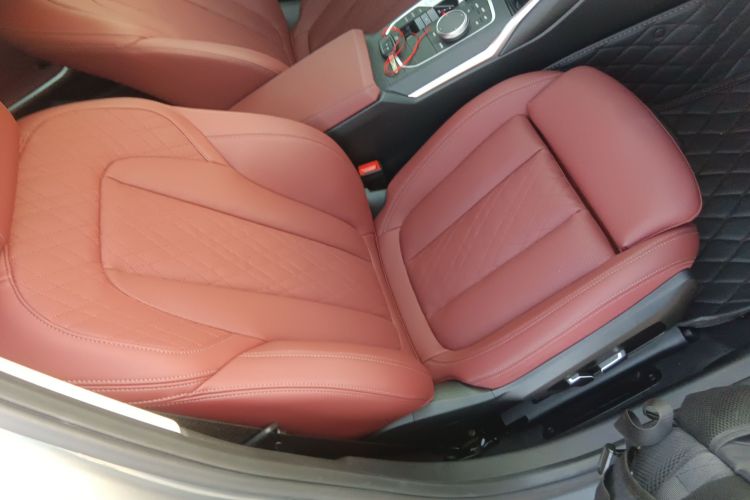 宝马3系 2025款 325Li M运动套装局部细节41