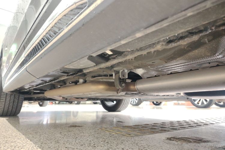 红旗HS7 PHEV 2024款 2.0T PHEV 四驱旗畅版 6座局部细节9002