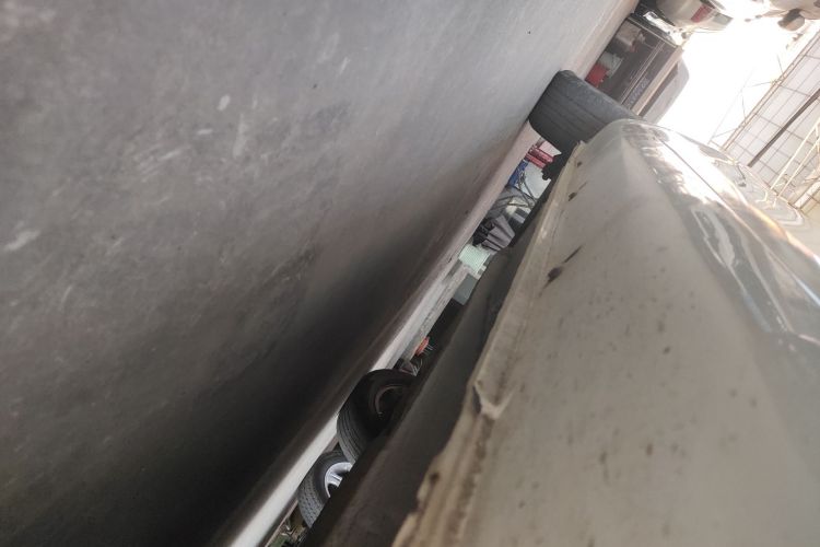 吉利汽车 帝豪 2017款 三厢百万款 1.5L 手动豪华型局部细节9001