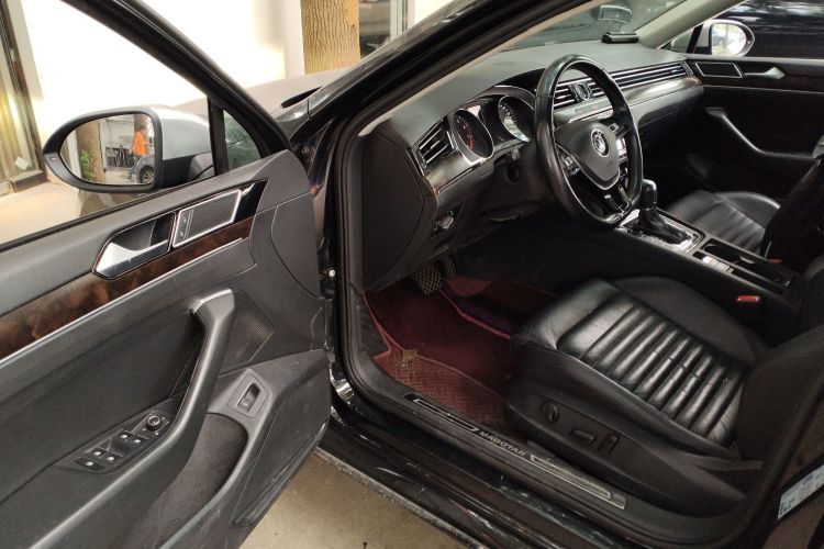 大众 迈腾 2019款 330TSI DSG 领先型 国VI中控内饰7003