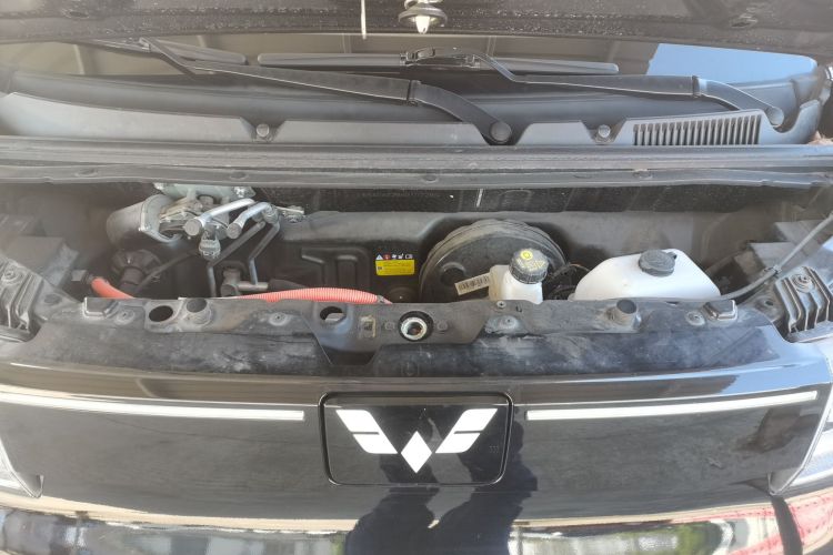 五菱汽车 宏光MINIEV 2022款 GAMEBOY 200km 玩咖款 磷酸铁锂机舱底盘24