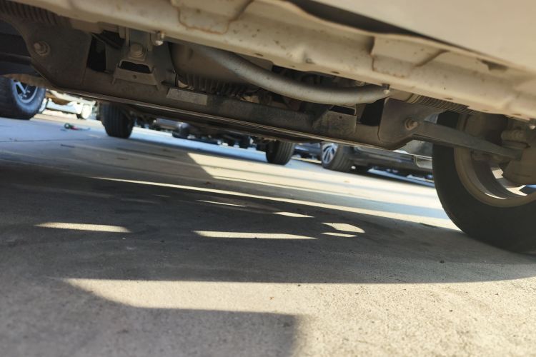 五菱汽车 五菱宏光 2019款 1.5L S舒适型国VI LAR局部细节9008