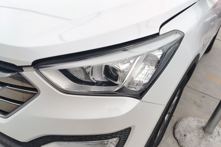 现代 胜达 2015款 2.0T 自动四驱智能型 7座局部细节36