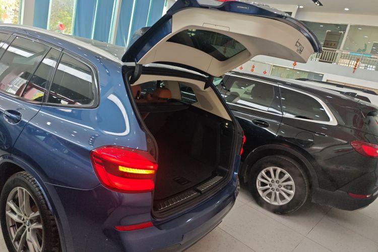 宝马X3 2018款 xDrive30i 领先型 M运动套装 国V局部细节23