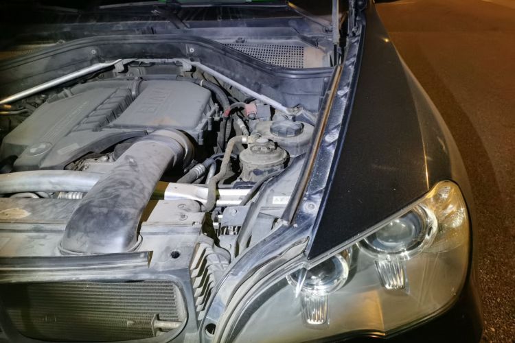 宝马X5(进口) 2011款 xDrive35i 领先型局部细节9007