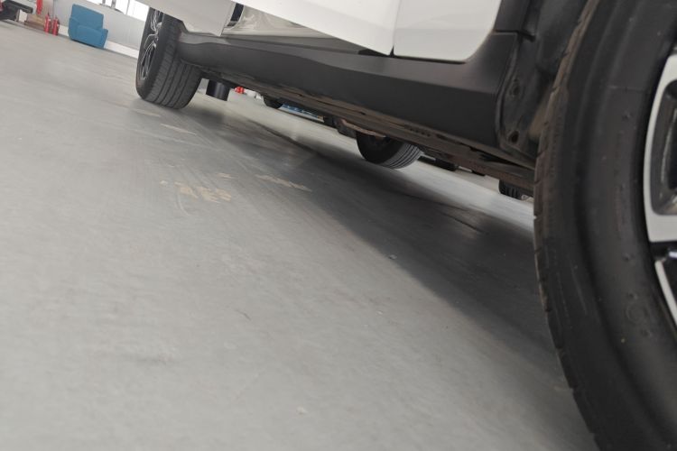 奔驰GLC 2021款 GLC 260 L 4MATIC 豪华型局部细节9001