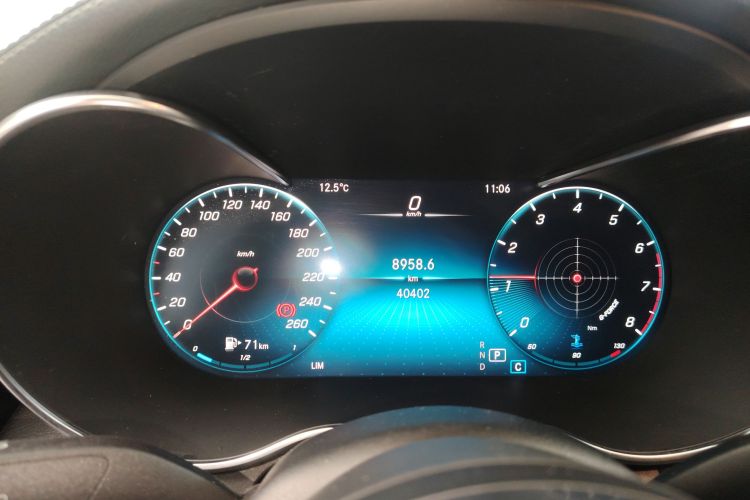 奔驰C级 2020款 改款 C 200 L 时尚型运动版中控内饰14