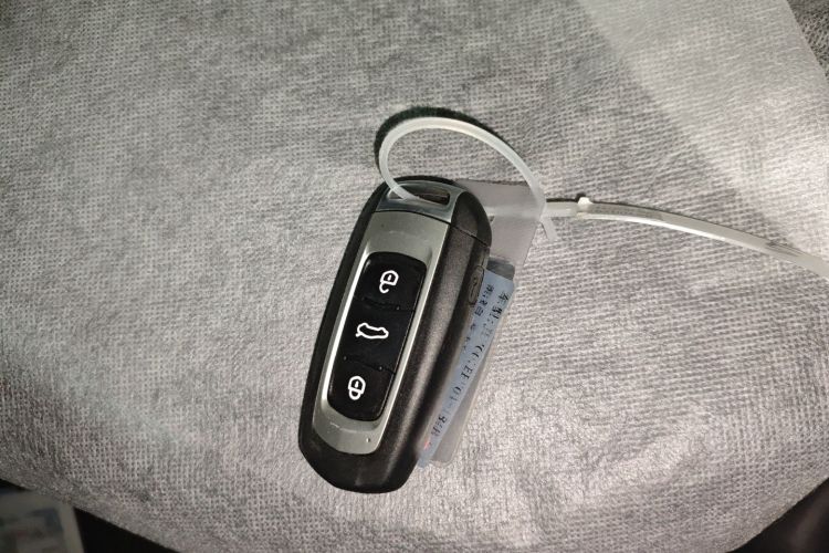 吉利银河 2024款 熊猫mini 200km 耐力熊中控内饰11