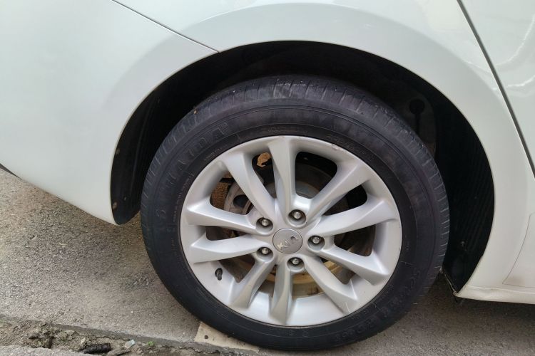 起亚K3 2016款 1.6L 自动GLS车身外观56