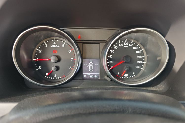 哈弗H6 2016款 升级版 1.5T 自动两驱精英型中控内饰14