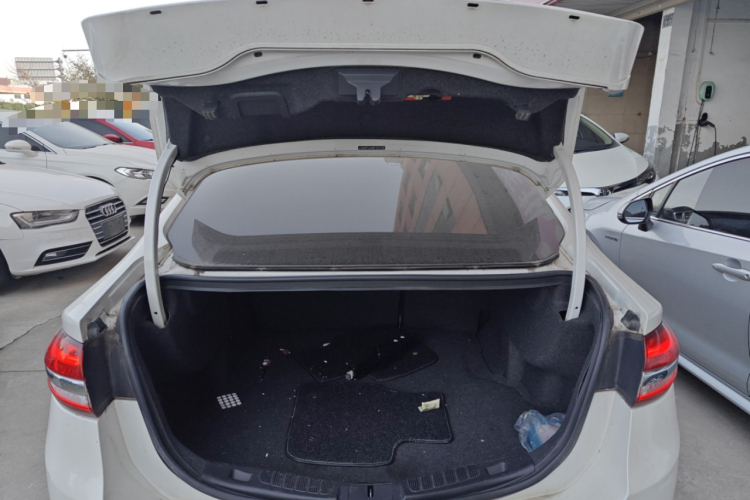 福特 蒙迪欧 2017款 改款 EcoBoost 180 时尚型局部细节23