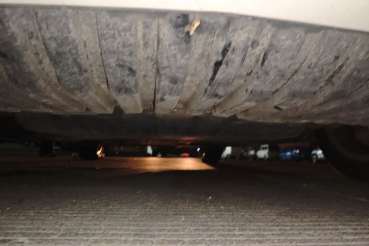 奔驰C级 2018款 C 200 L 运动版局部细节9008