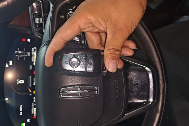 林肯 飞行家(进口) 2020款 3.0T V6全驱尊享版中控内饰11