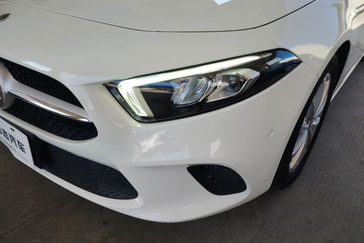 奔驰A级(进口) 2021款 A 200 时尚型局部细节36