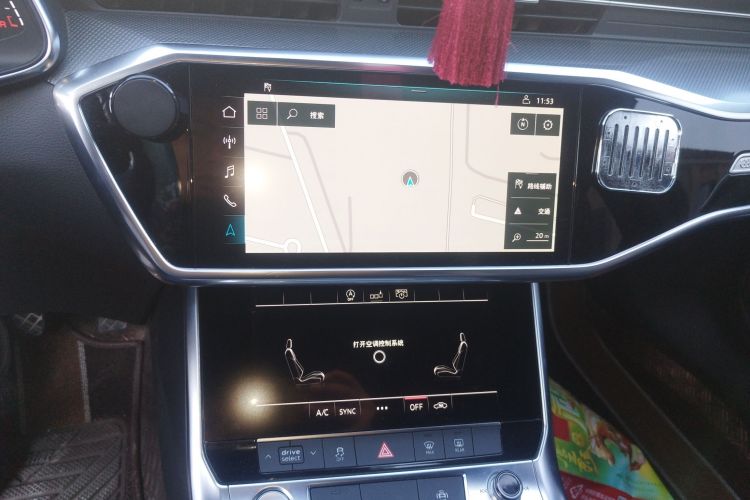 奥迪A6L 2019款 40 TFSI 豪华动感型中控内饰16