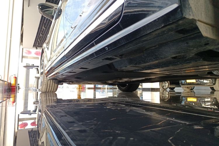 大众 迈腾 2023款 200万辆纪念版 380TSI DSG旗舰型局部细节9002