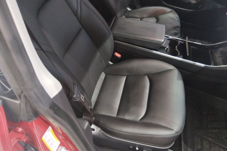 特斯拉 Model 3 2019款 标准续航后驱升级版局部细节41