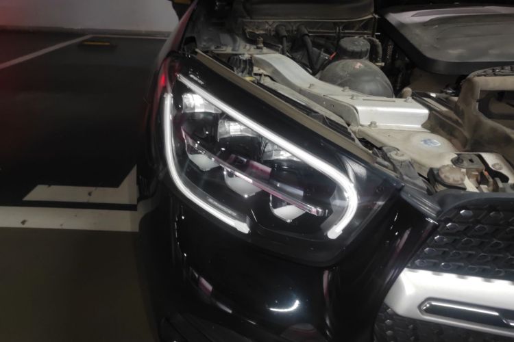 奔驰GLC 2020款 改款 GLC 300 L 4MATIC 动感型车身外观8