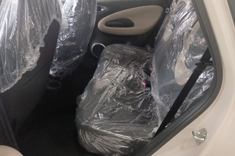 五菱汽车 五菱缤果 2024款 203km 轻享款中控内饰21