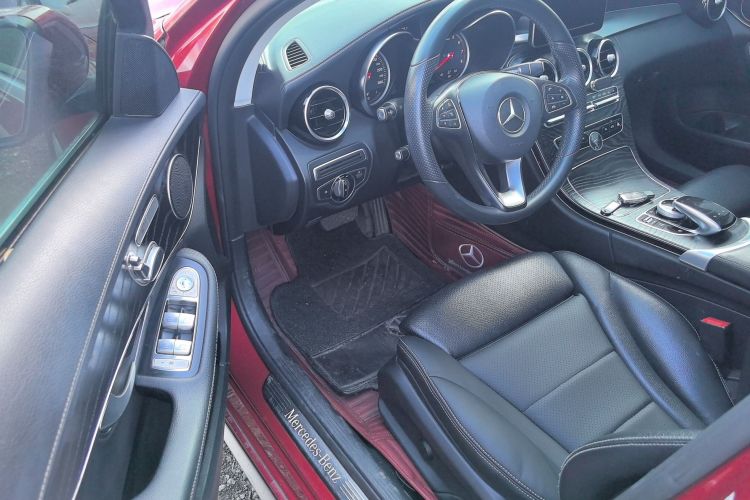 奔驰C级 2017款 C 200 L 运动版中控内饰20