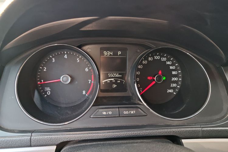 大众 朗逸 2015款 1.6L 自动舒适版中控内饰14