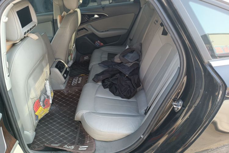 奥迪A6L 2012款 30 FSI 舒适型中控内饰7004