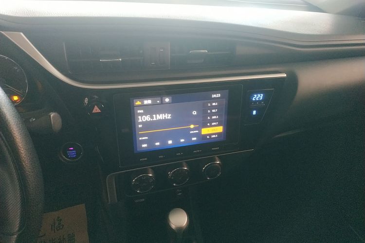 丰田 雷凌 2017款 改款 185T CVT精英版 国V局部细节16