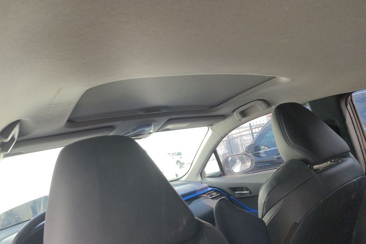 丰田C-HR 2023款 2.0L 领先版中控内饰22