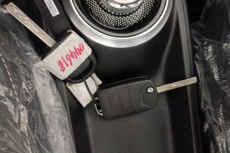 五菱汽车 五菱缤果 2024款 203km 轻享款中控内饰11