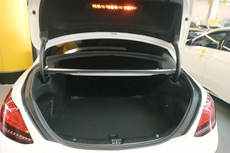 奔驰C级 2021款 C 260 L 运动星耀臻藏版机舱底盘23